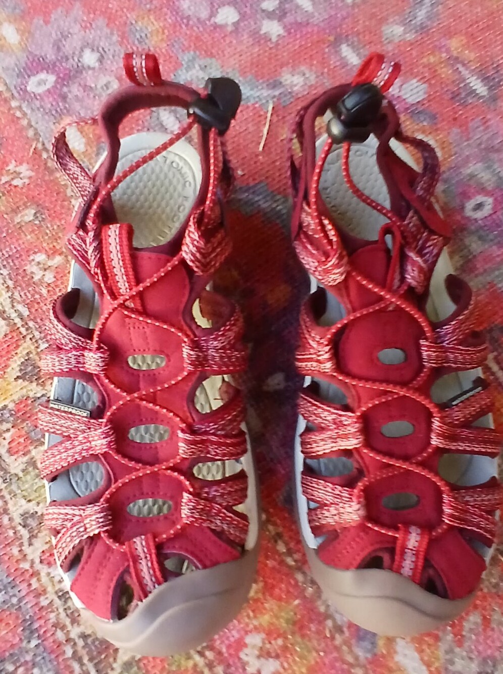 Keene Women's Whisper Sandals Size 8. New Without Box